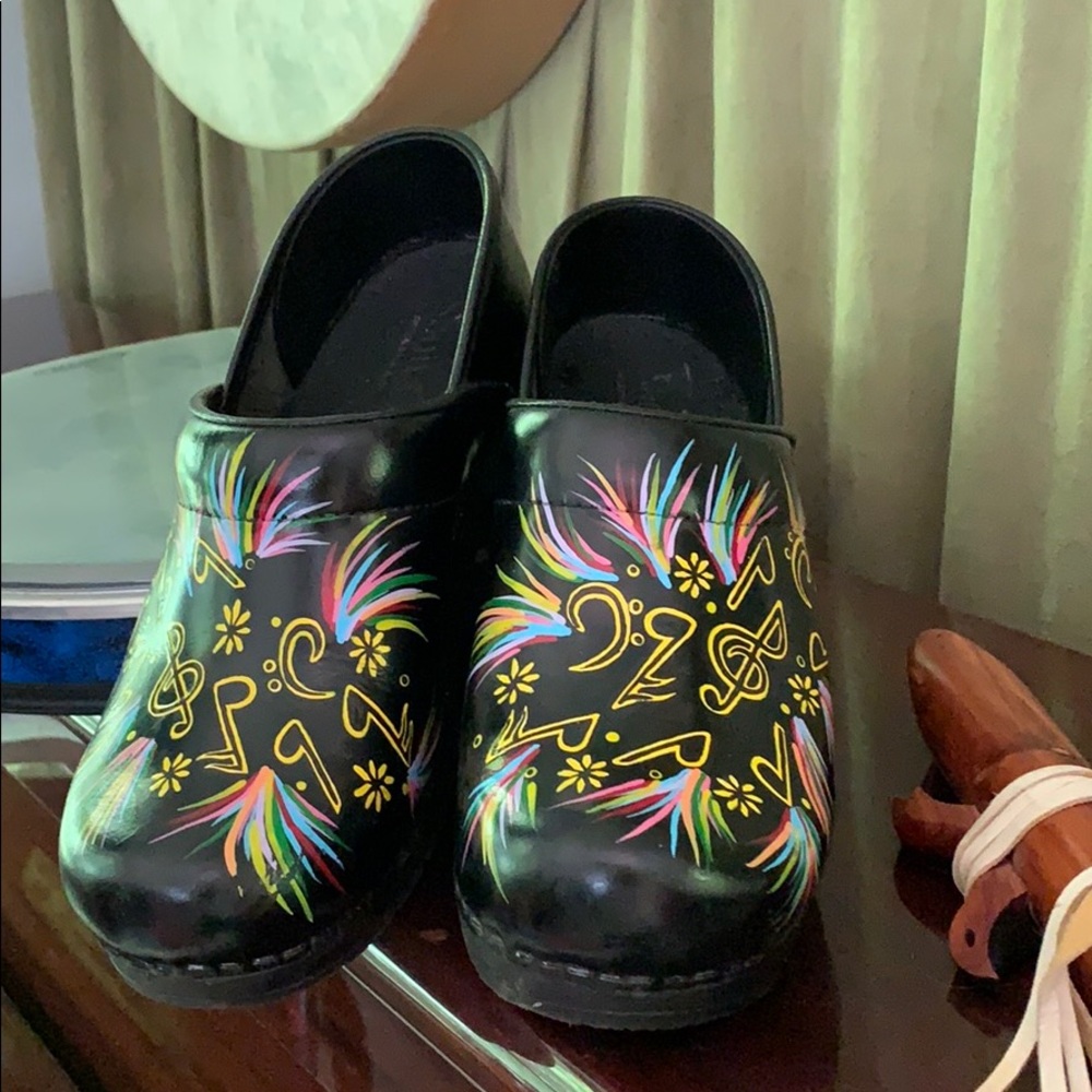 Hand painted Sanita Dansk clogs